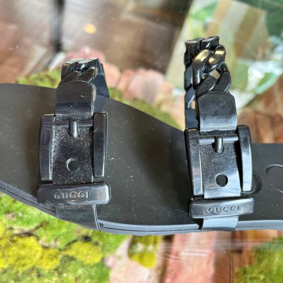 GUCCI Black Rubber Chain Flat Sandals SZ 40 (10US) - Picture 5 of 10